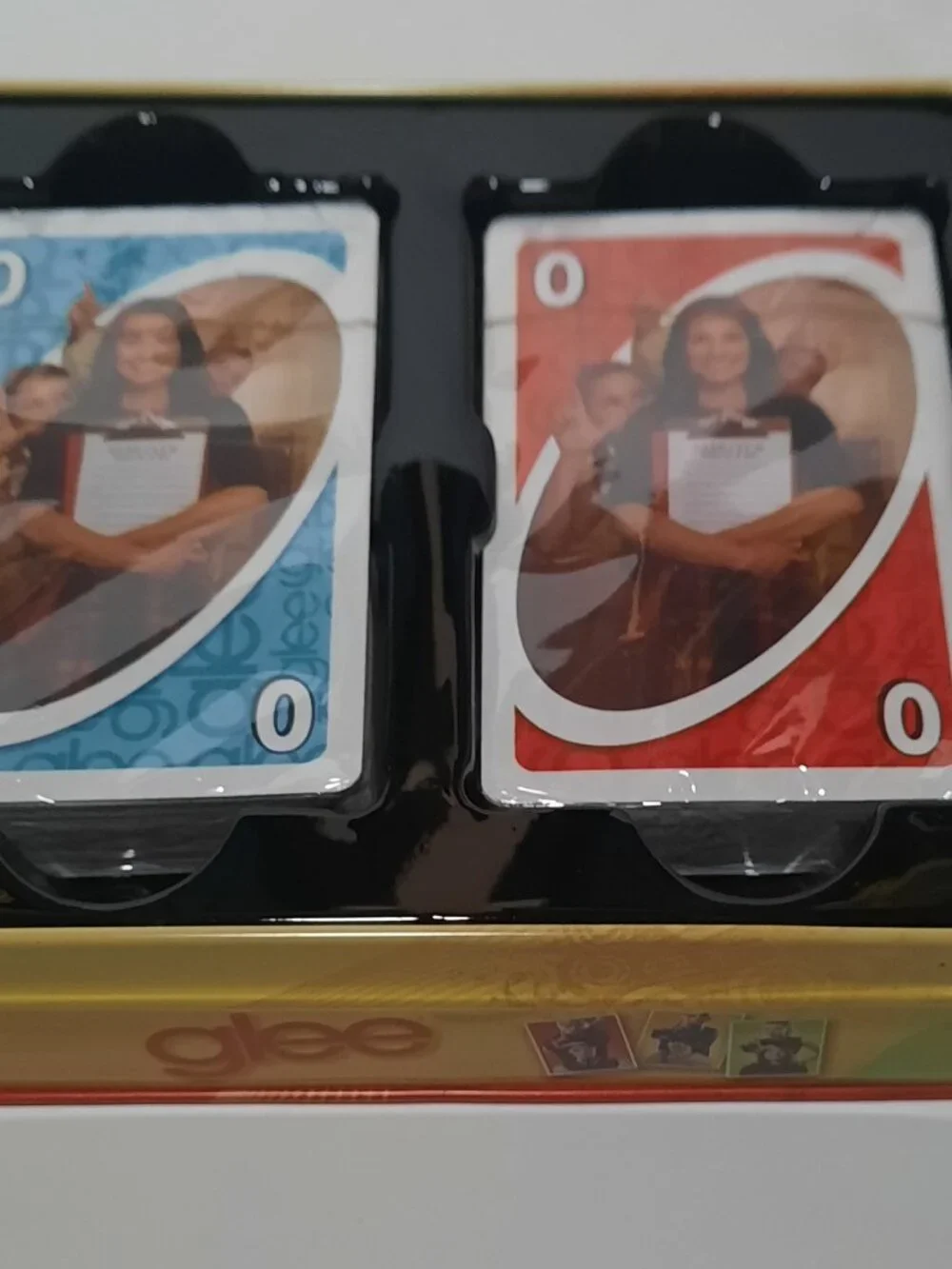 UNO Glee Edition 2010 Fundex Card Game Collectible Tin Sealed Cards Rare